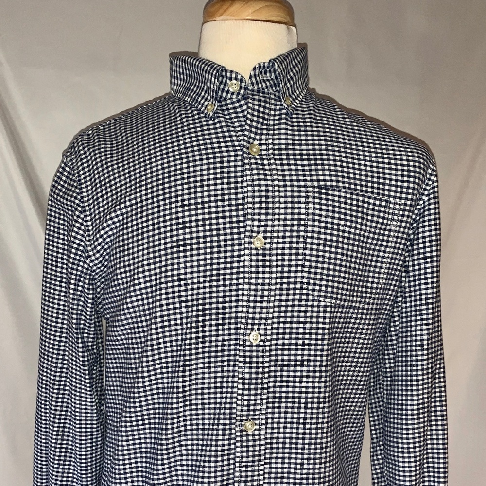 Gap Twill Button Down Shirt (M)